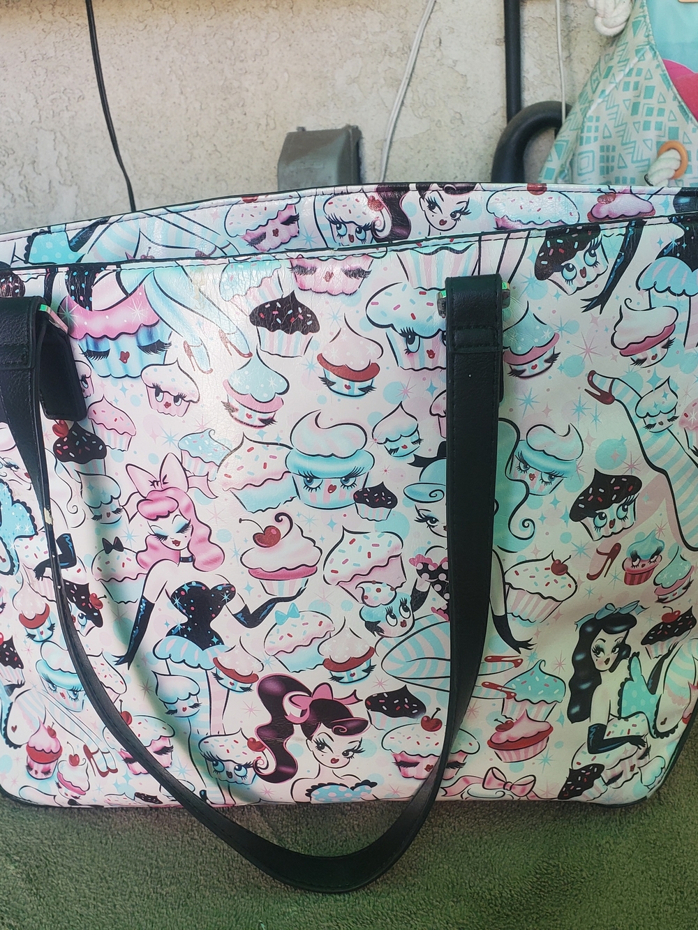 Pinup Cupcake Miss Fluff Tote . Preowned, Rare Limited